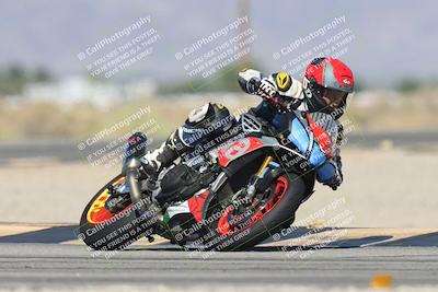 media/Oct-13-2025-Moto Forza (Mon) [[a66d839500]]/3-B Group/Session 3 (Turn 16)/